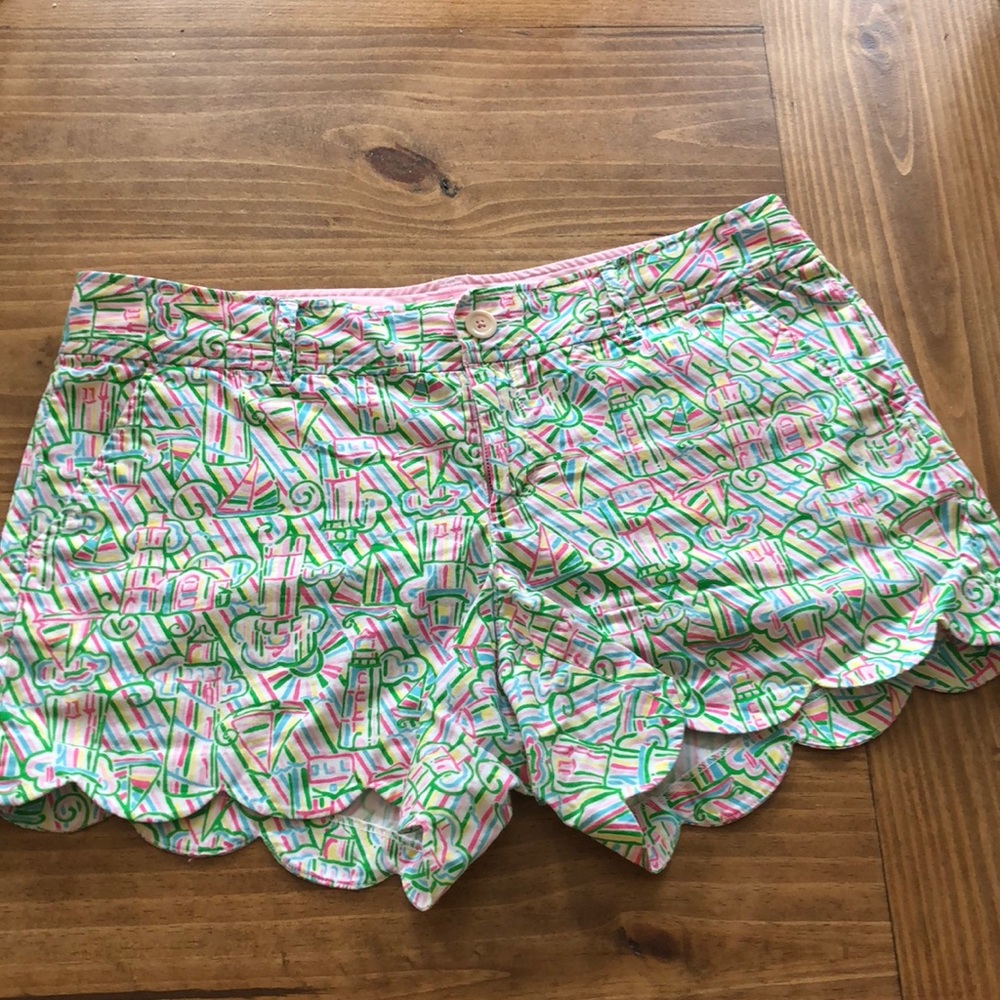 Lilly Pulitzer scalloped shorts